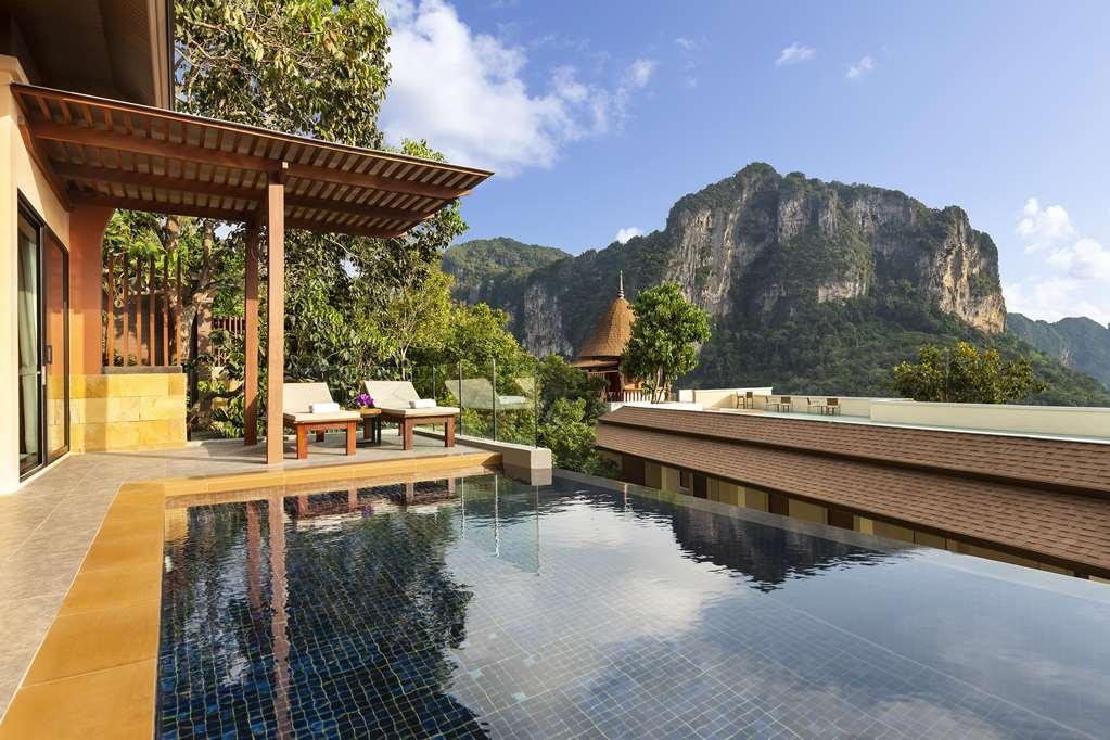 Avani Ao Nang Cliff Krabi Resort - SHA Extra Plus Exterior foto