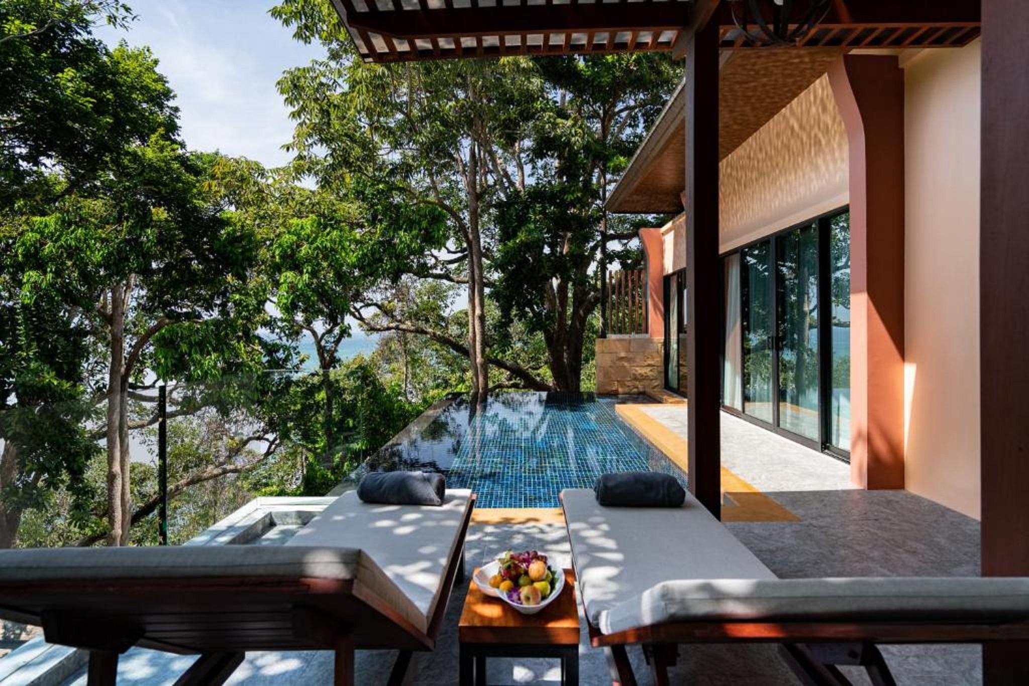 Avani Ao Nang Cliff Krabi Resort - SHA Extra Plus Exterior foto