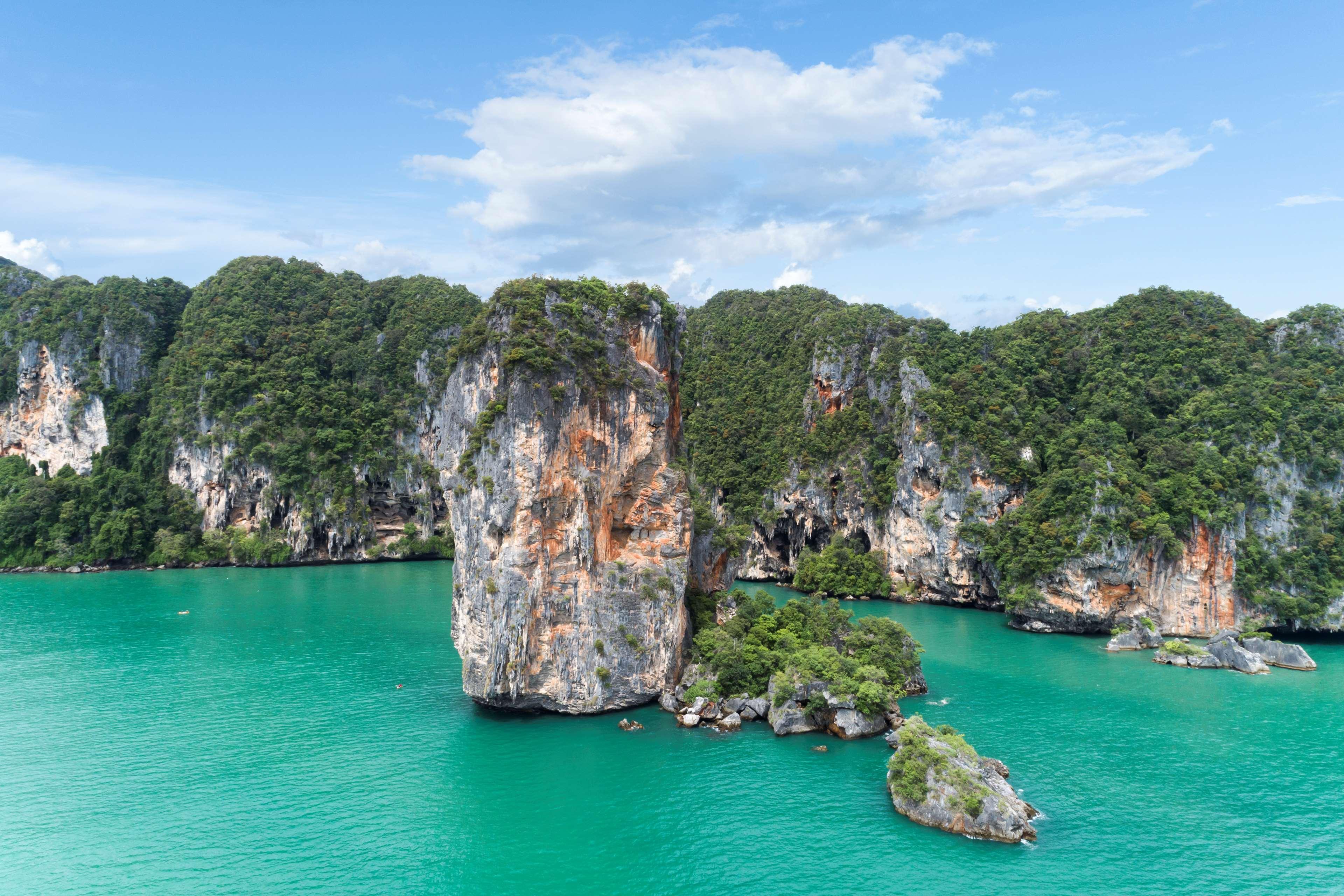 Avani Ao Nang Cliff Krabi Resort - SHA Extra Plus Exterior foto