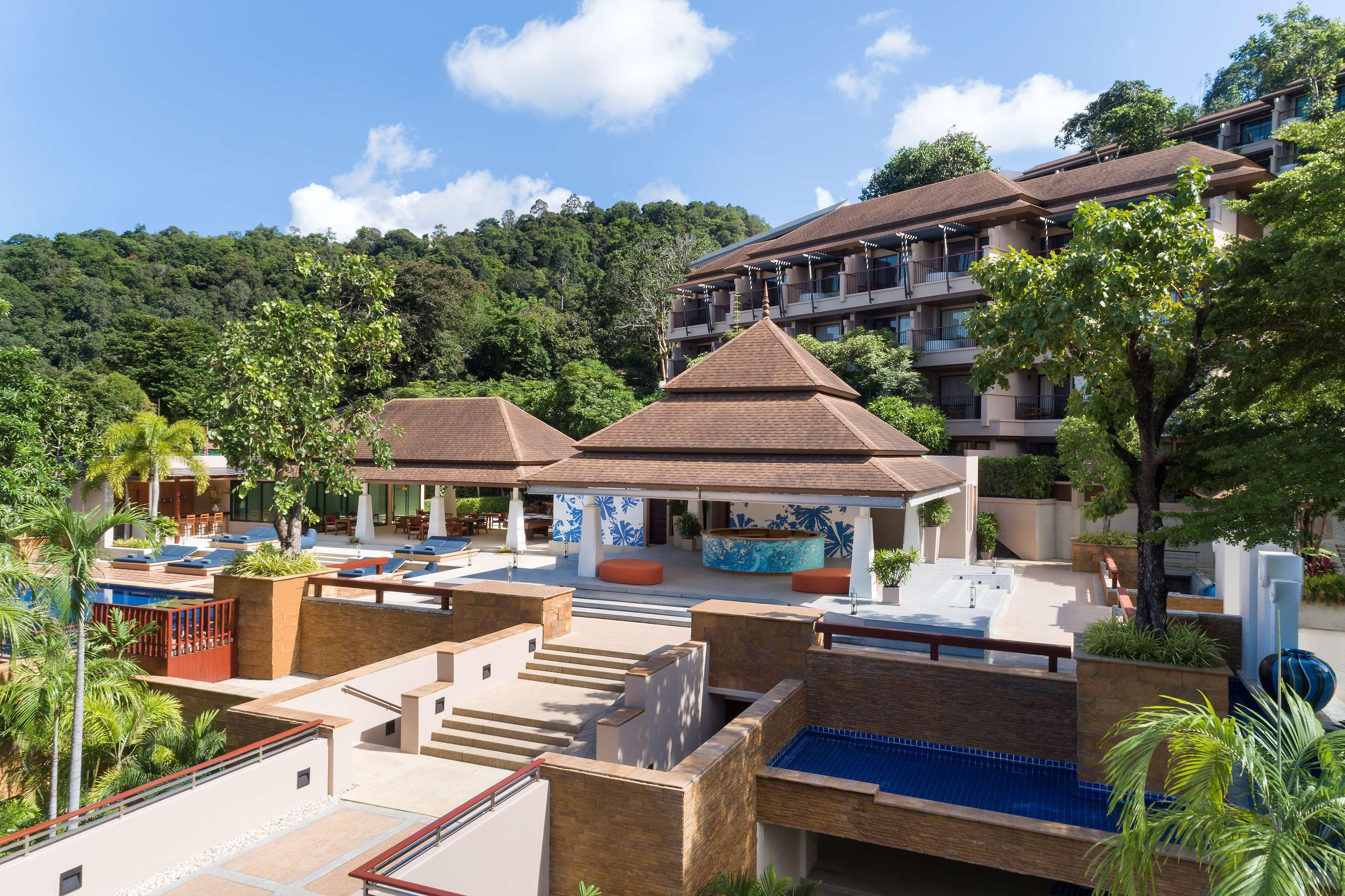 Avani Ao Nang Cliff Krabi Resort - SHA Extra Plus Exterior foto