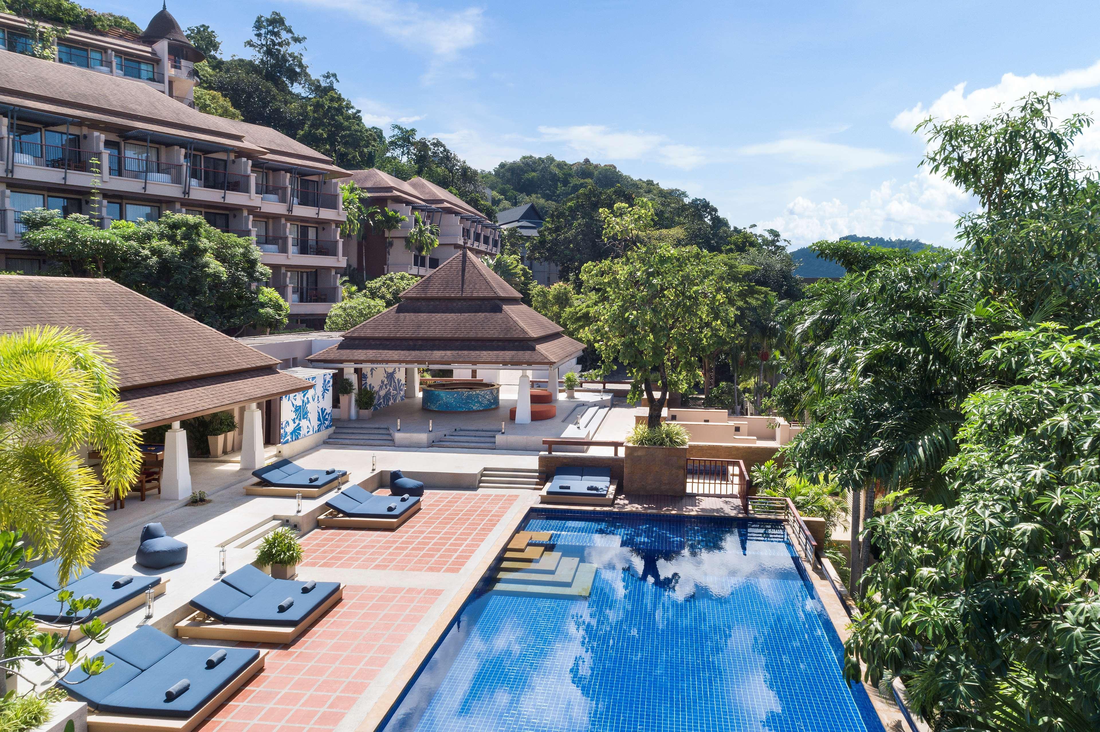 Avani Ao Nang Cliff Krabi Resort - SHA Extra Plus Exterior foto