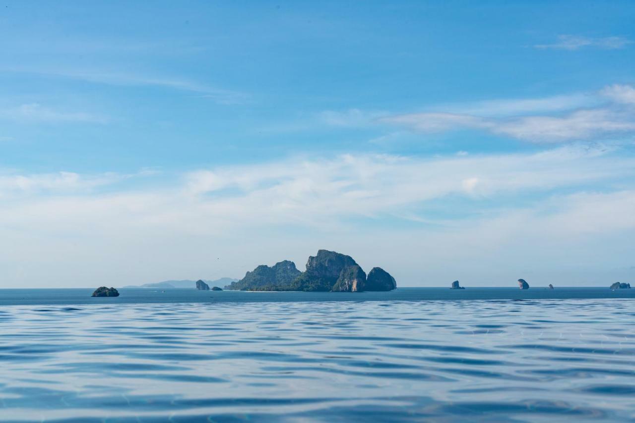 Avani Ao Nang Cliff Krabi Resort - SHA Extra Plus Exterior foto